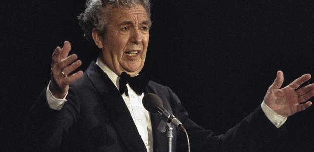 Bestand:Wim kan tijdens oudejaarsconference 1979.jpg