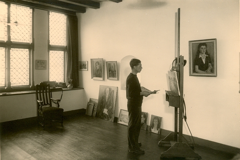 Bestand:Atelier van Jef Schipper in de Helpoort Maastricht juni 1947.jpg