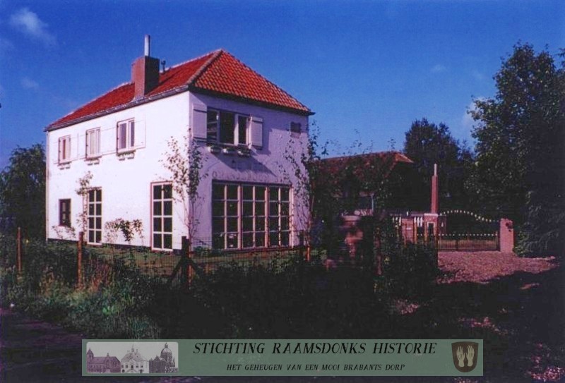 Bestand:Korte-Broekstraat-4-Raamsdonk 2c.jpg