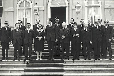 Bestand:Kabinet-Biesheuvel I.jpg