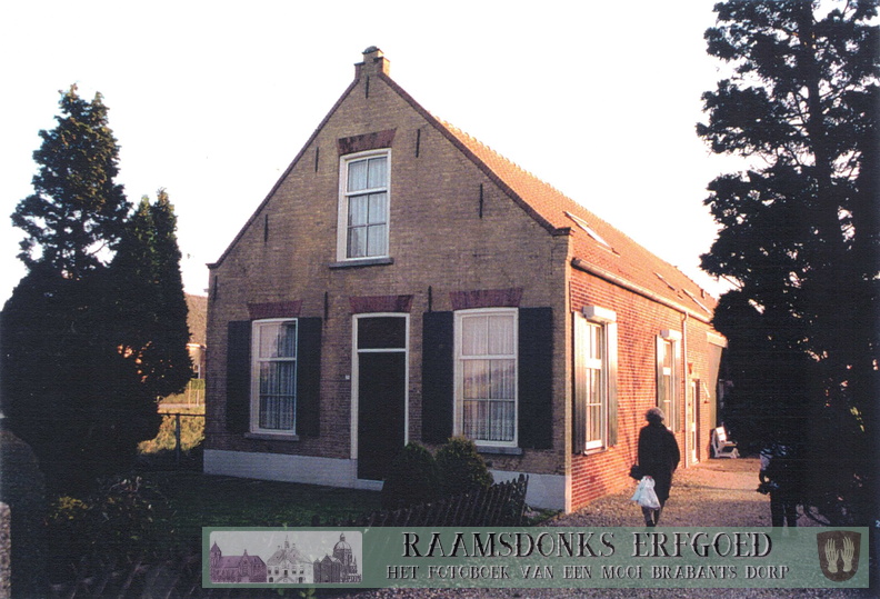 Bestand:Luiten-Ambachtstraat-22-Raamsdonk 2a.jpg
