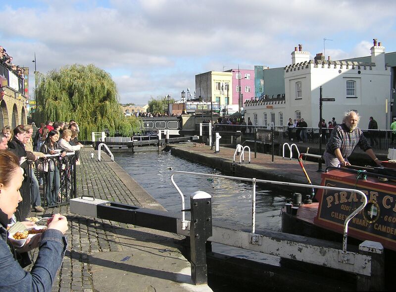 Bestand:Camden.lock.market.london.arp.jpg