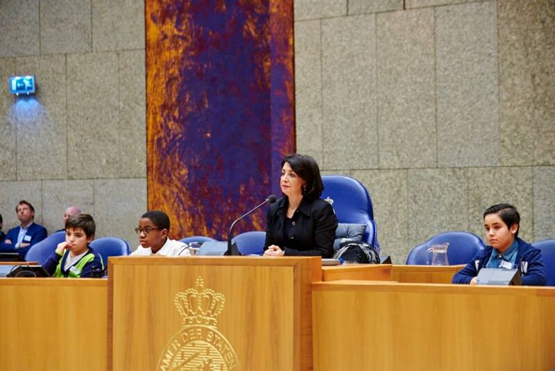 Bestand:Khadija Arib Nieuwe Ledendag 2015.jpg