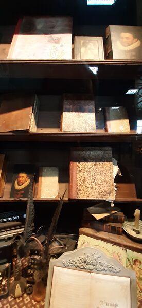 Bestand:Land van Toos.jpg