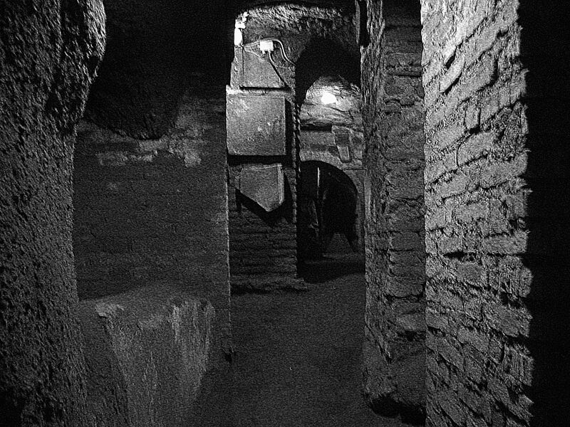 Bestand:Catacombs S. Sebastiano Rome1.jpg