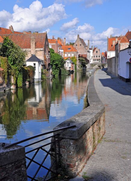 Bestand:Brugge Goudenhandrei R03.jpg