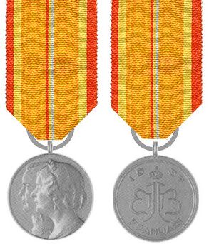 Huwelijksmedaille 1937.jpg