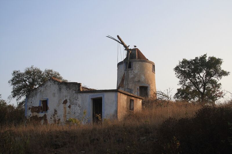 Bestand:Portugese windmill4.jpg