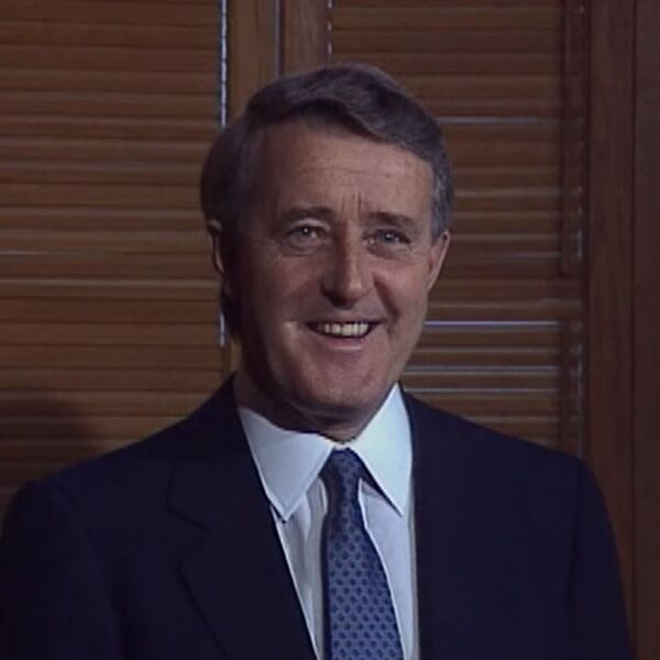 Bestand:Brian Mulroney 1987 crop.jpg