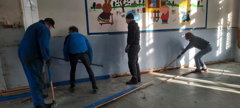 Bestand:Renovatie-peuterspeelzaal-03.jpg